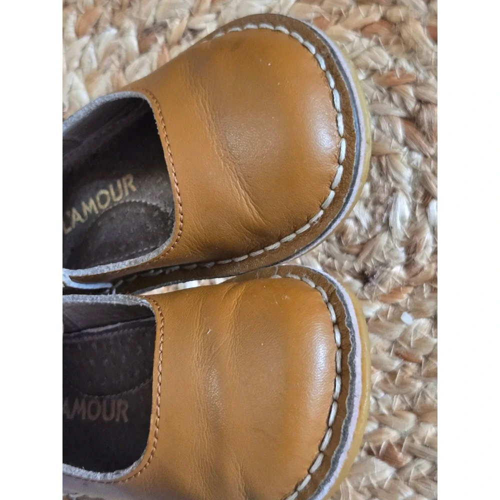 L'Amour Shoes Girls Tan Leather Mary Jane Flats T-Strap Size 9 Toddler